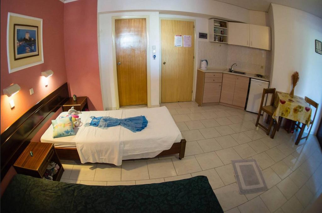 Aphrodite Apartment *