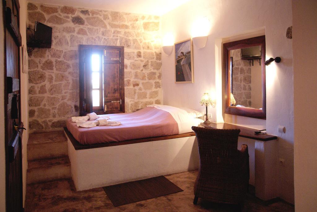 Kalderimi Patmos Town