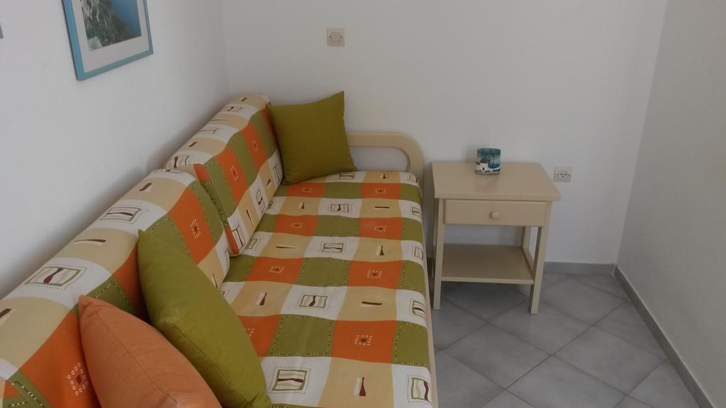 Antonia Apartment Naousa (Paros)