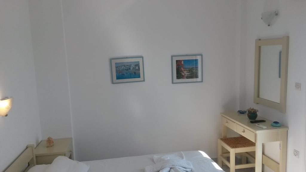 Apartment Antonia Naousa (Paros)