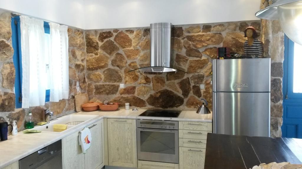 Polos Private Villa *