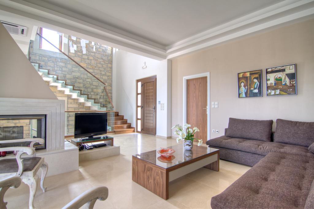 Olia Villa