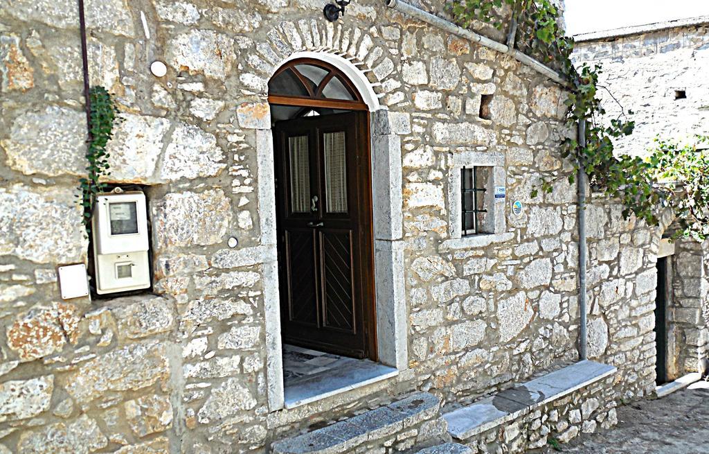 Karampela Despina Apartment Mesta