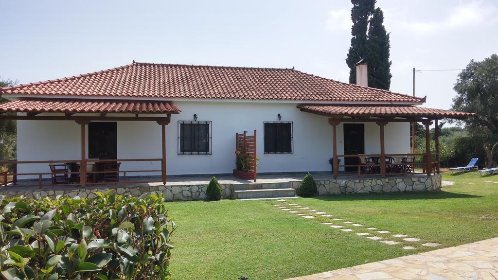 Dora Apartment *