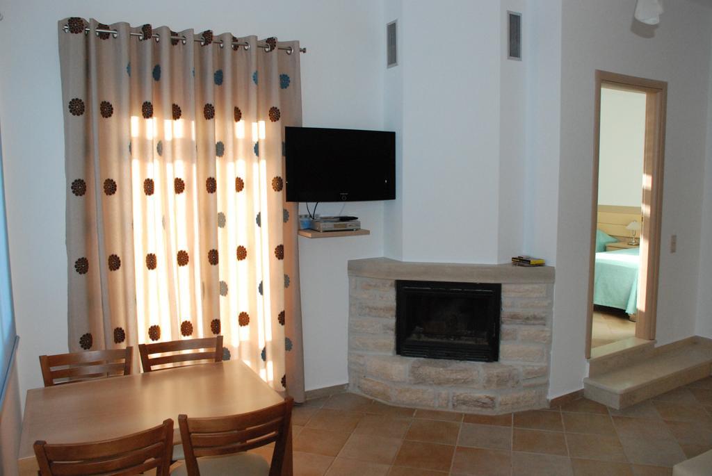 Alexena Apartment Agia Galini (Crete)