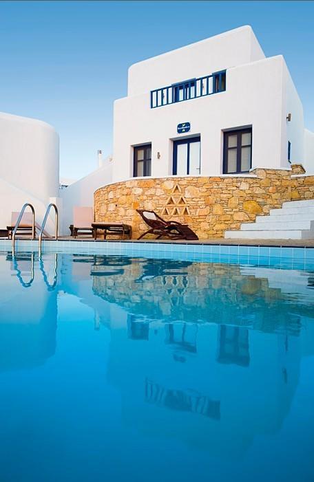 Pegados Villa Folegandros Town