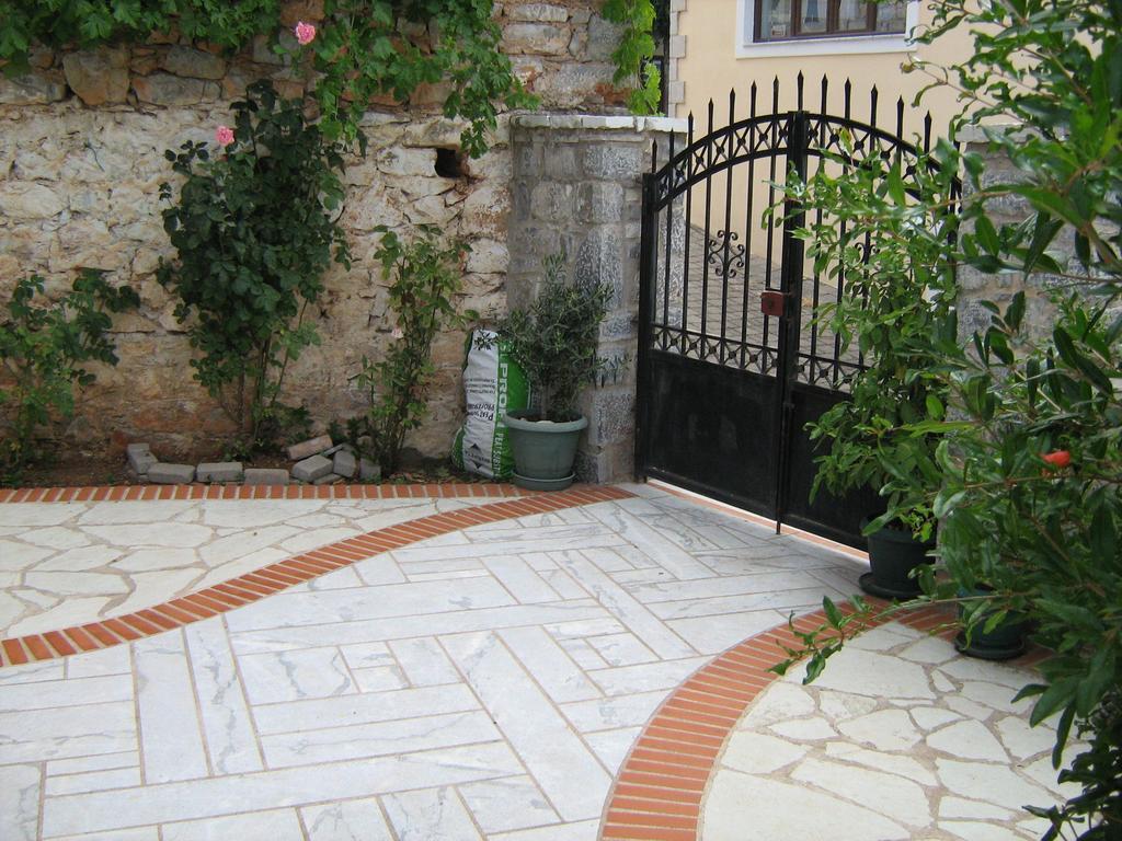 Filoxenia Apartment