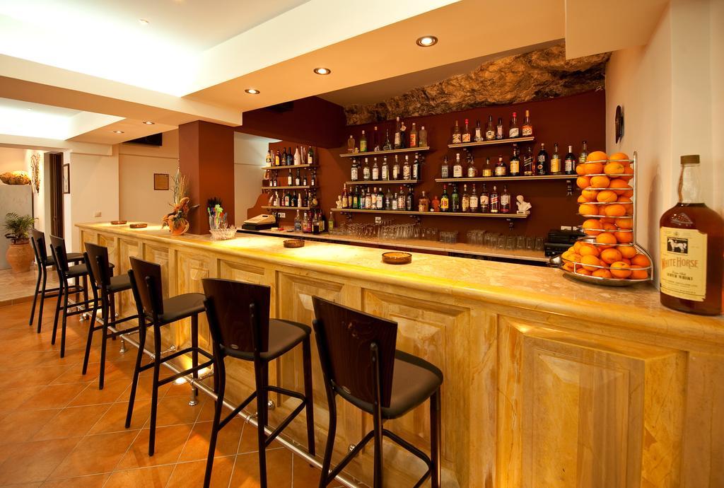 Philoxenia Hotel