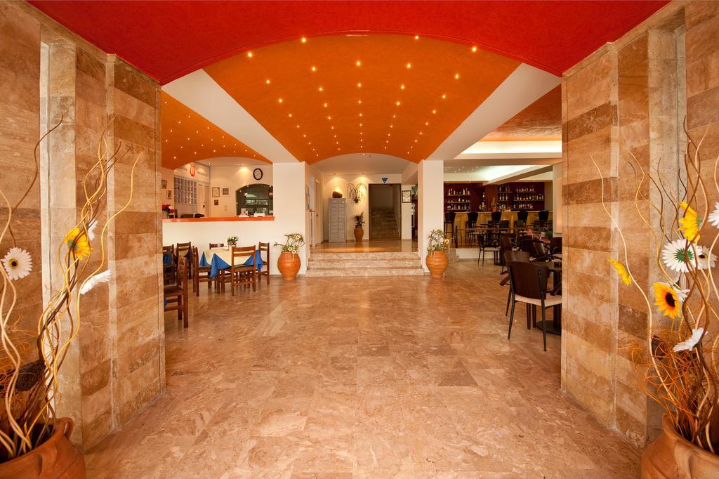 Philoxenia Hotel