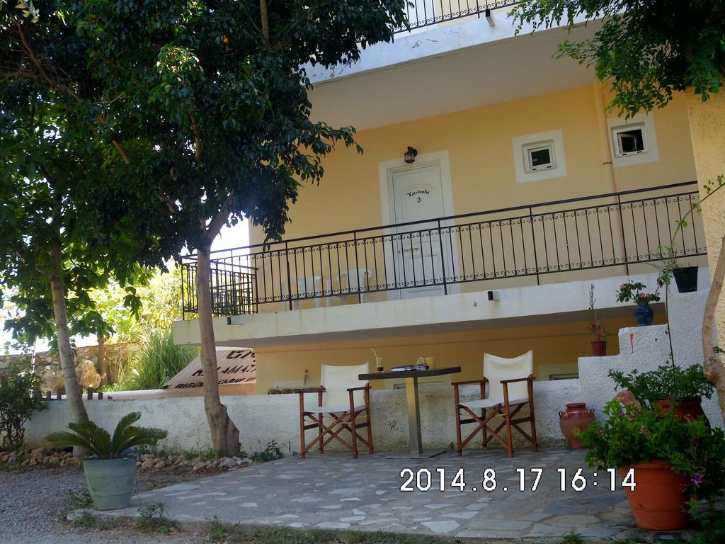 Kastraki Studios * Stoupa