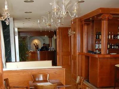 Mantas Hotel 4*