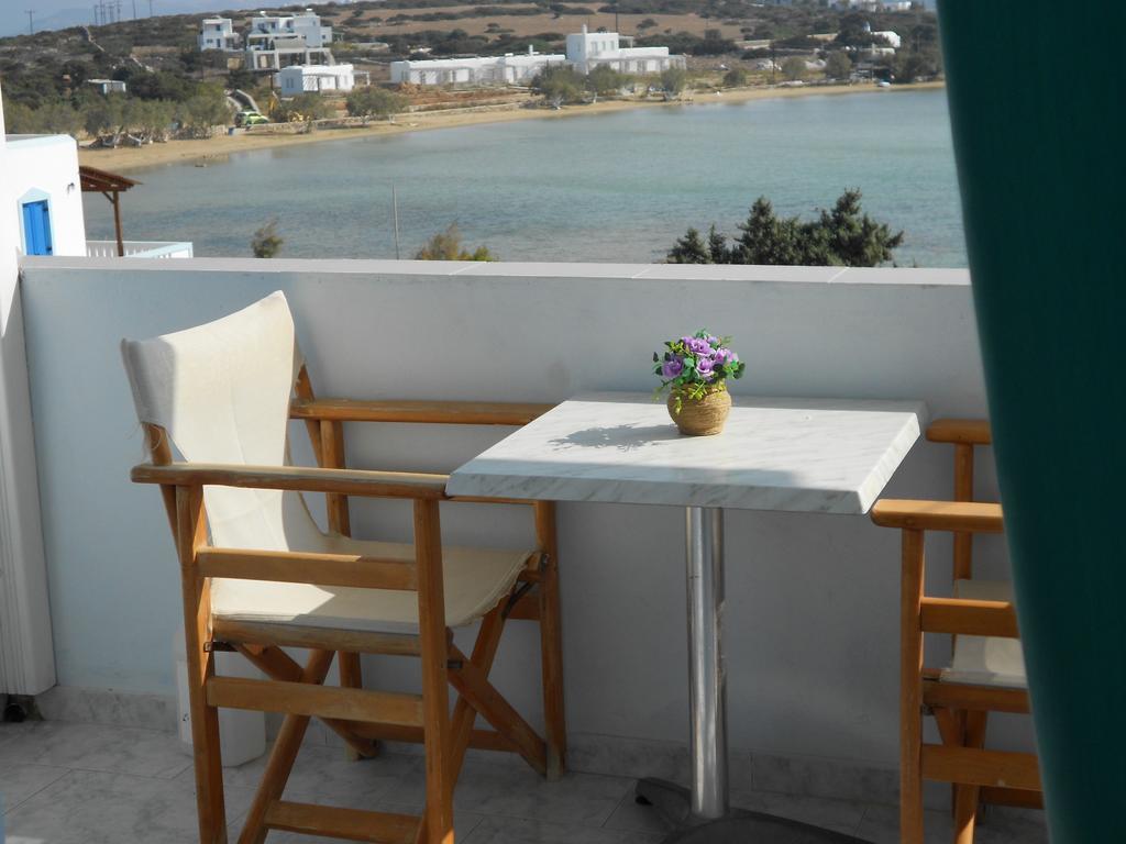 Nicolas Hotel *