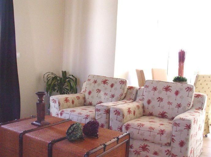 The Seasons Hotel 3*