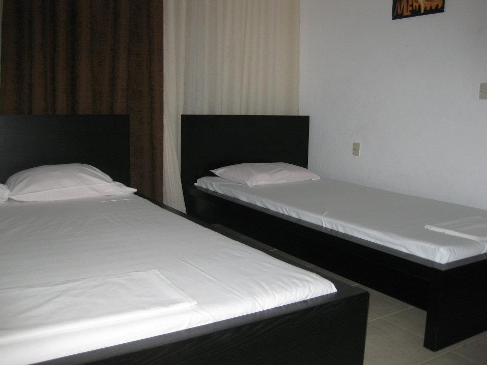 Philippos & Maria Apartments