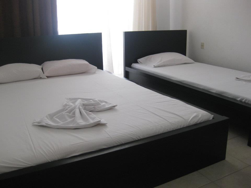 Philippos & Maria Apartments