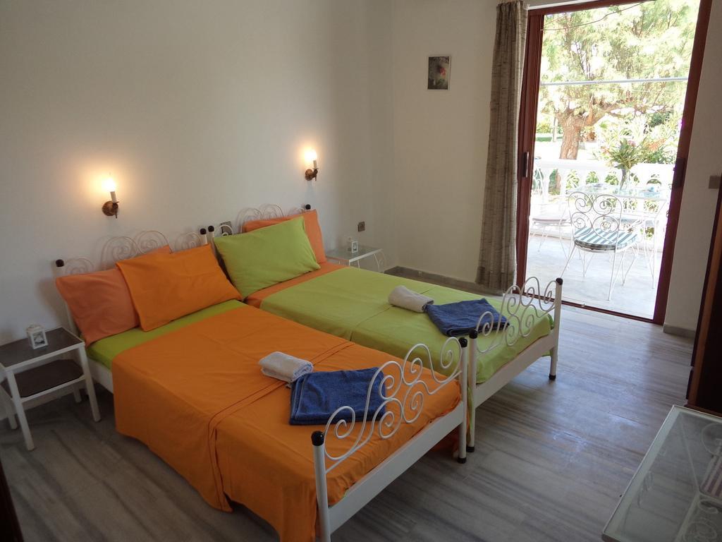 Renesis * Lithakia (Zakynthos)