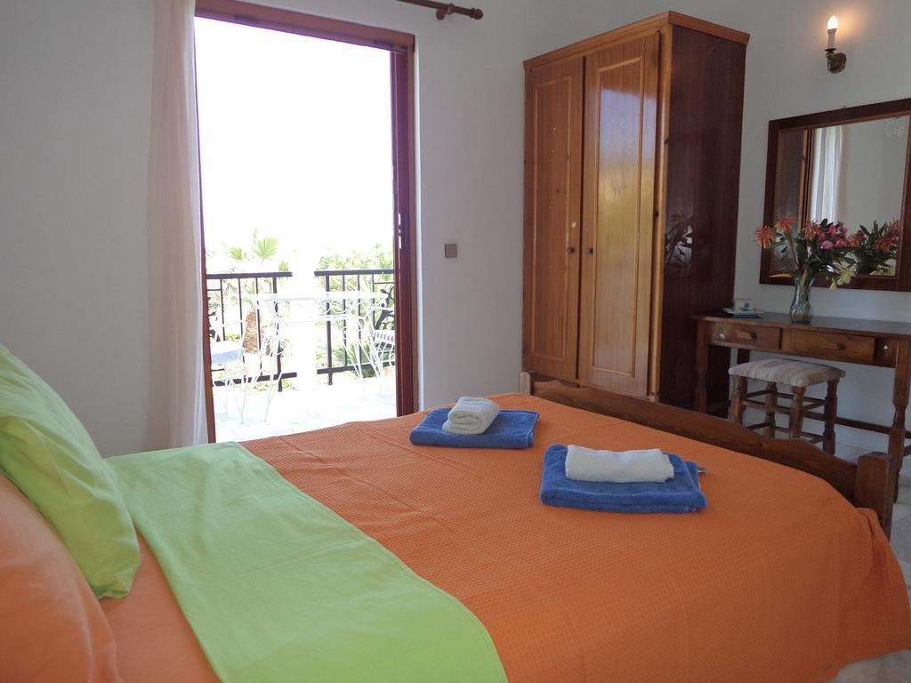 Renesis Apartment