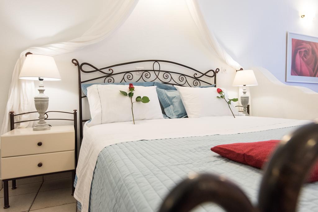 Yades - Sea View - Adults Only Aparthotel
