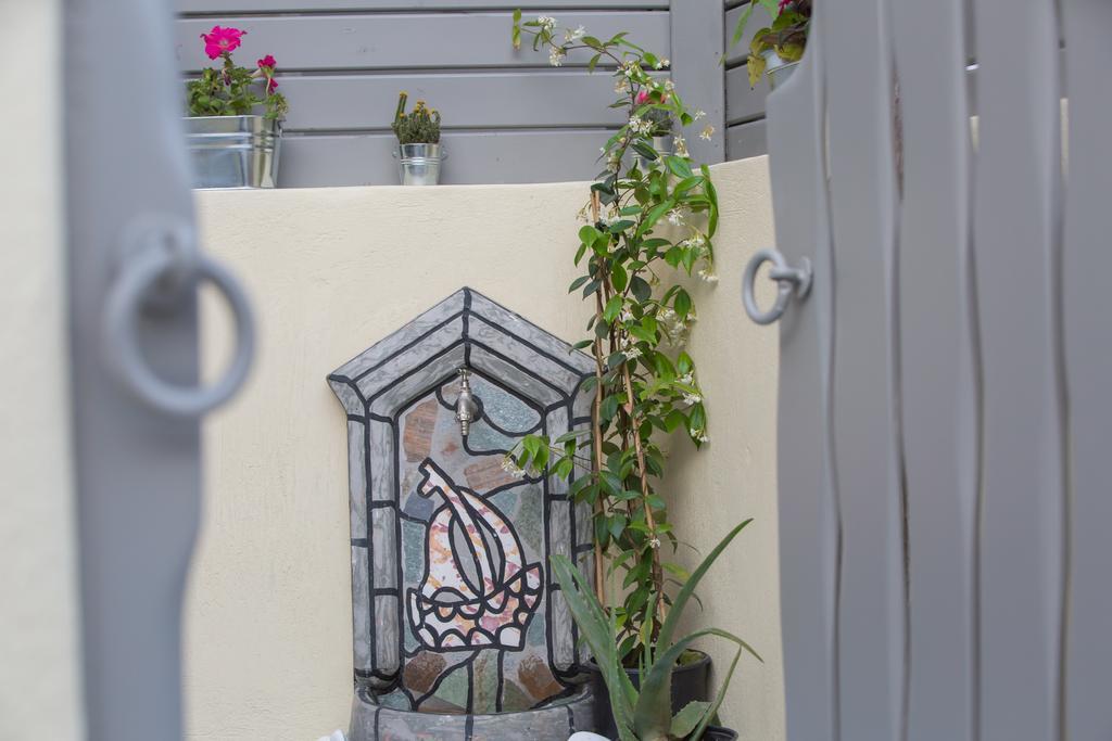 Nest With Hot Tub, Hammam & Outdoor Cinema *