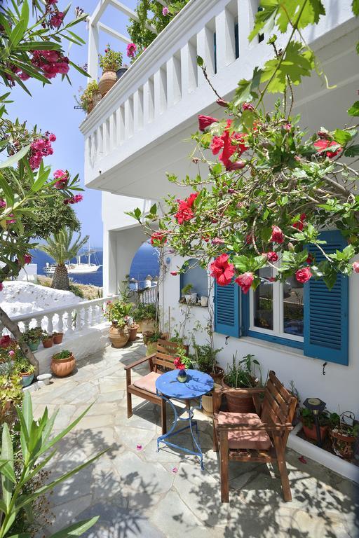 Nazos 1 Hotel 2*