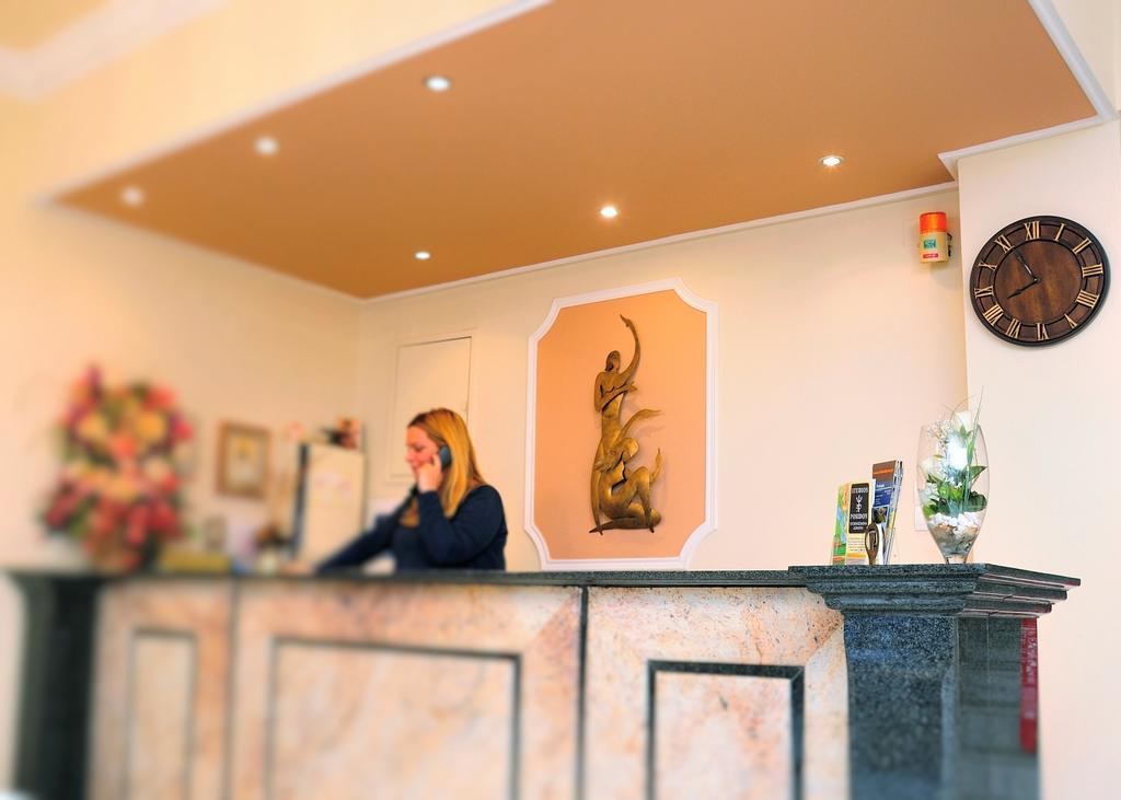 Posidon Aparthotel 2*
