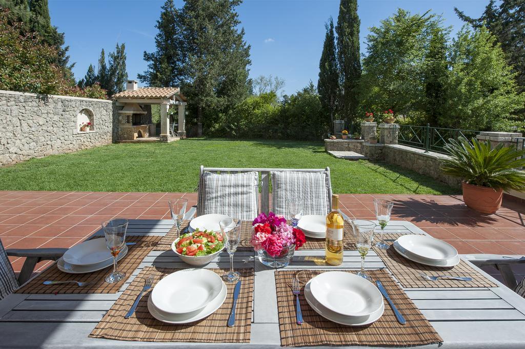 Villa Dionysia