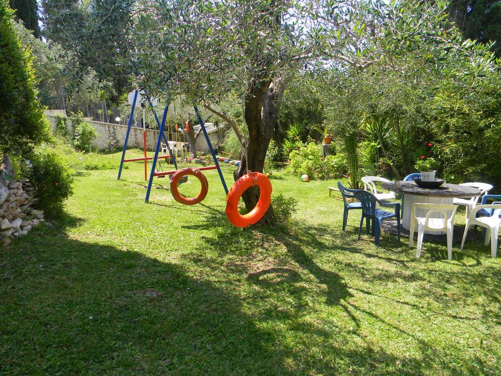 Efterpi Apartment