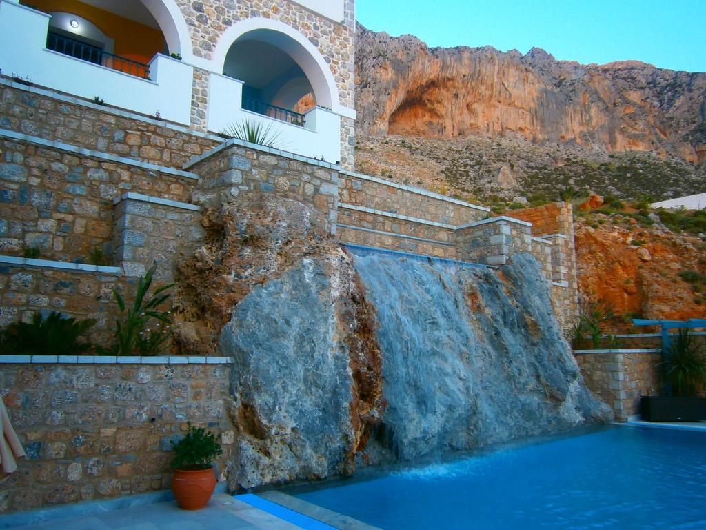 Elena Village Aparthotel 4*