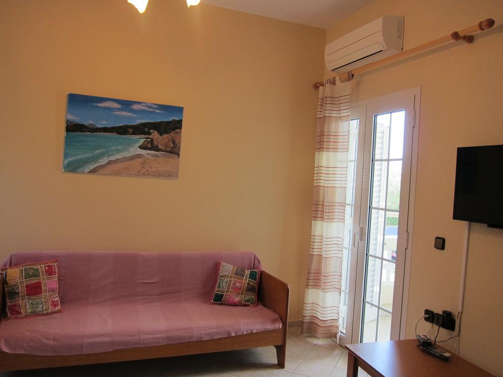 Stelios Apartment *
