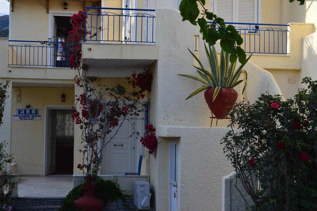 Elli & Apartment Marathokampos