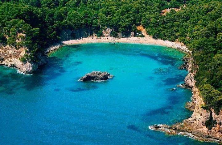 Agios Thomas 3*