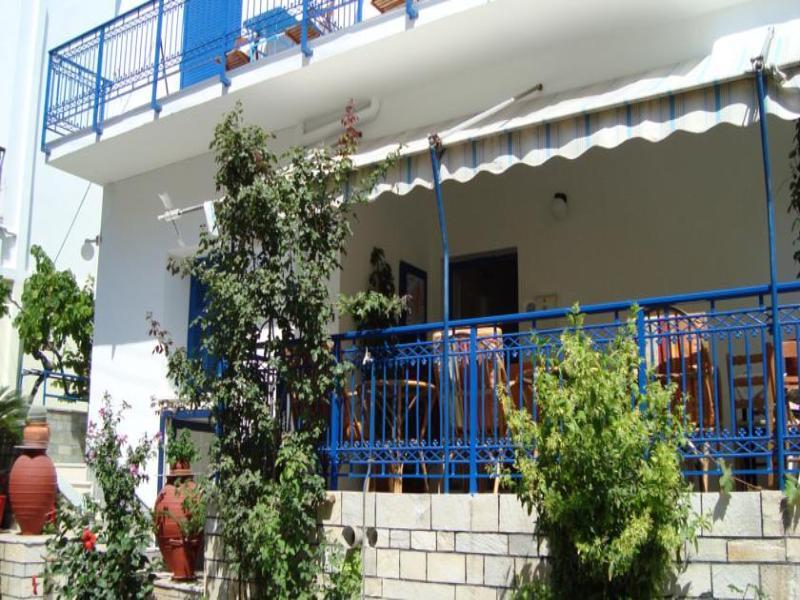 Hotel Vakhos Naxos City