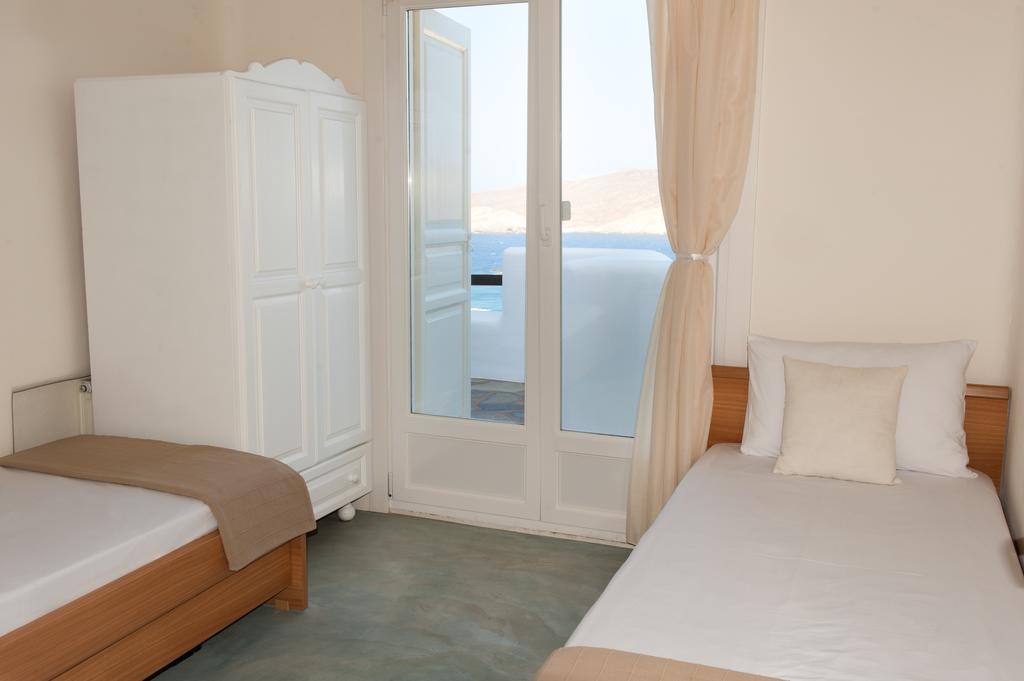 Kappas Agios Sostis (Mykonos)