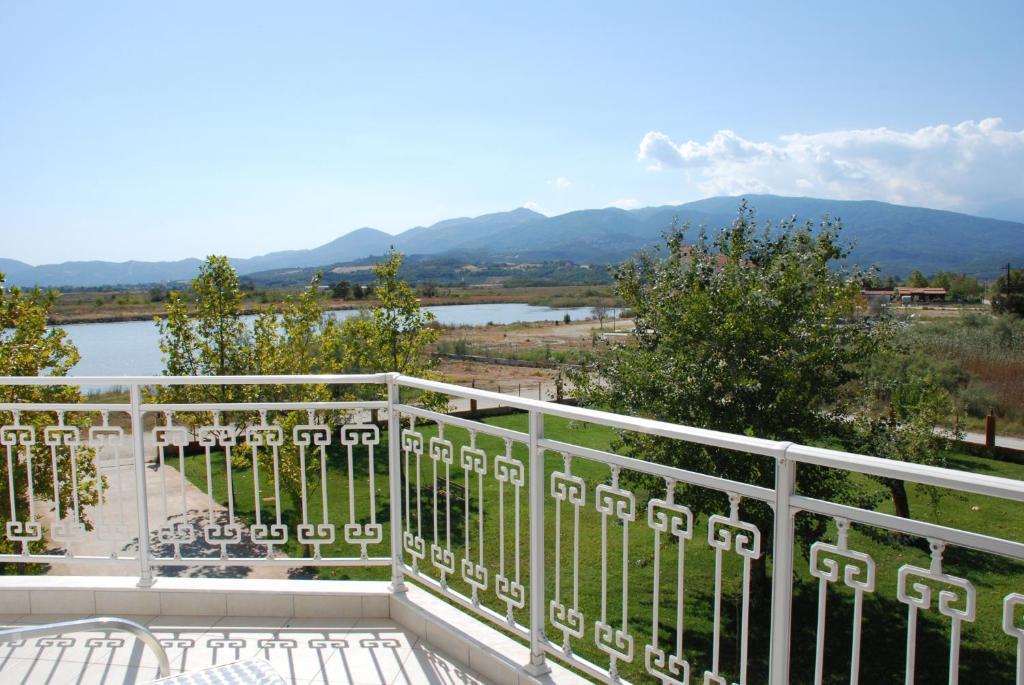 Kastri Hotel Nea Mesagkala