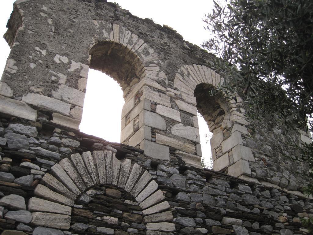 Ikaria Utopia - Cusco Evdilos (Ikaria)