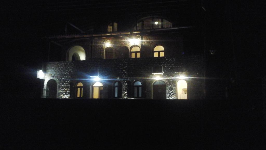 Sophia Limeni Apartments And Studios *