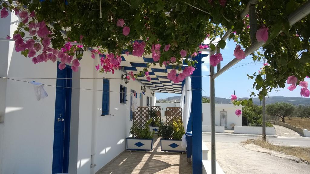 Stolidi * Adamantas (Milos)