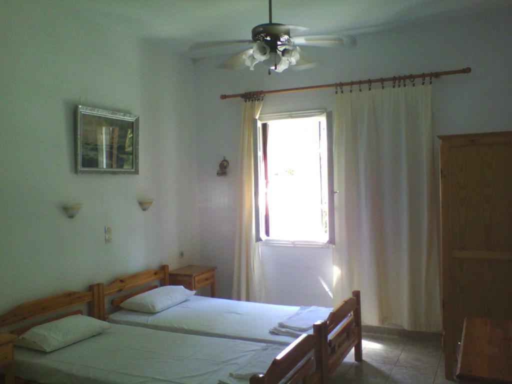 Karagiozos Studios & Apartment *