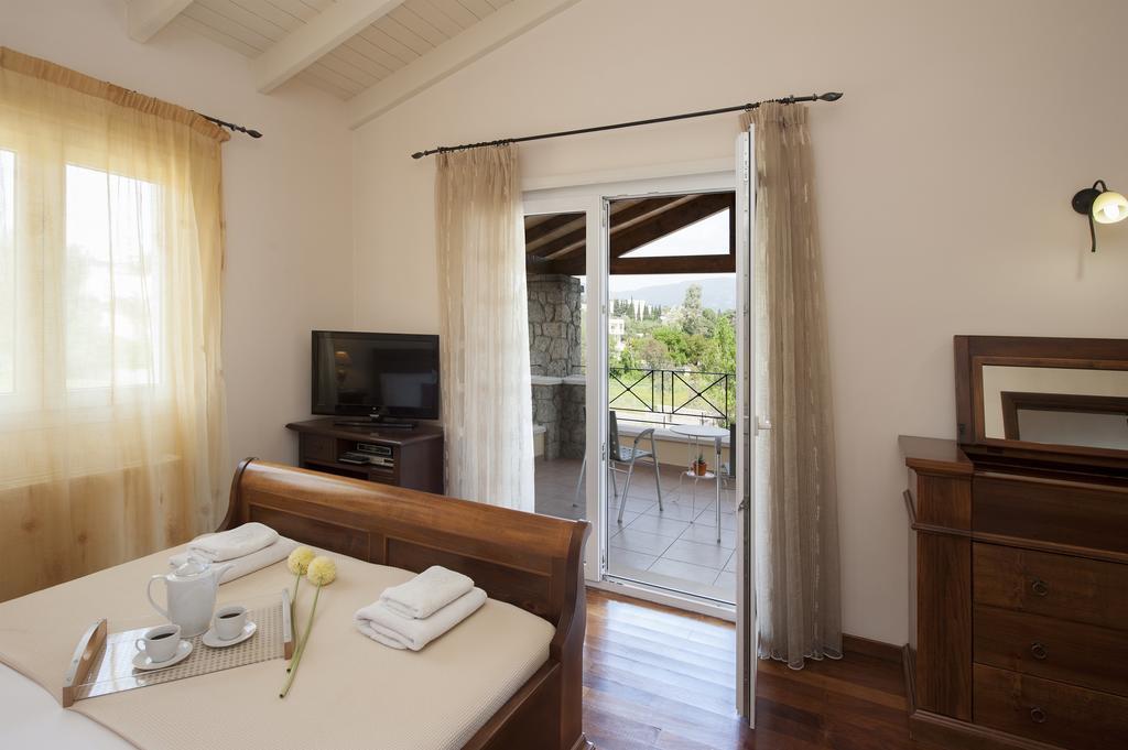 Dionysia Villa Dassia (Corfu)