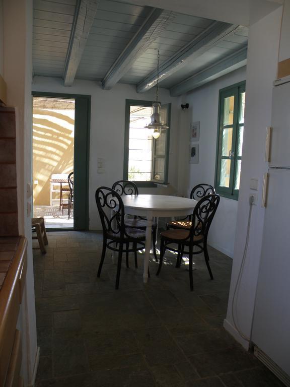 Apartment Spitakia *