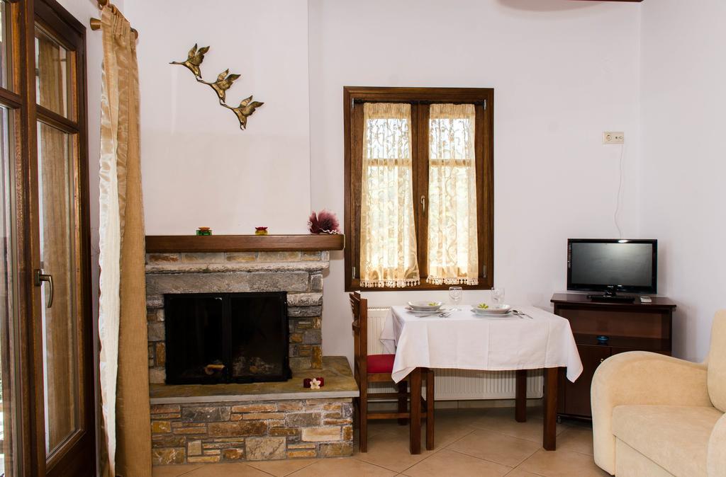 Guesthouse Enastron *