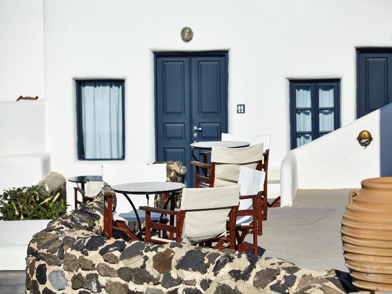 Memories 3* Foinikia (Santorini)