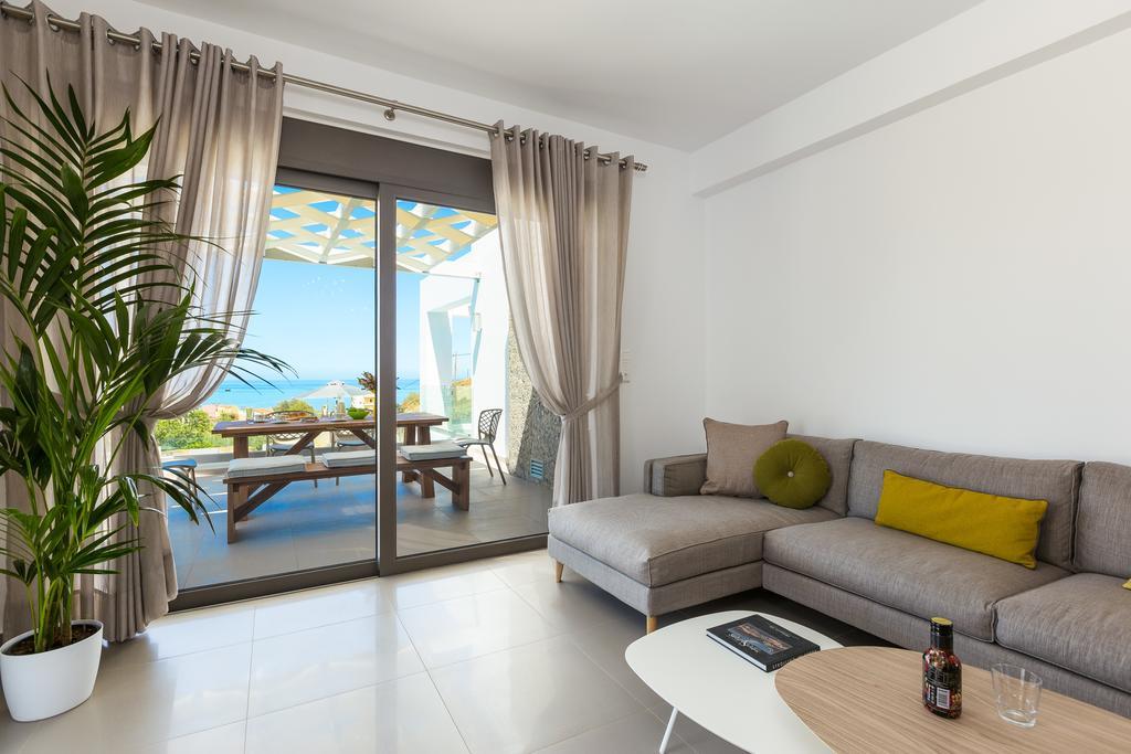 Eolia Iconic Villa, Walking Distance To The Beach, By Thinkvilla Villa