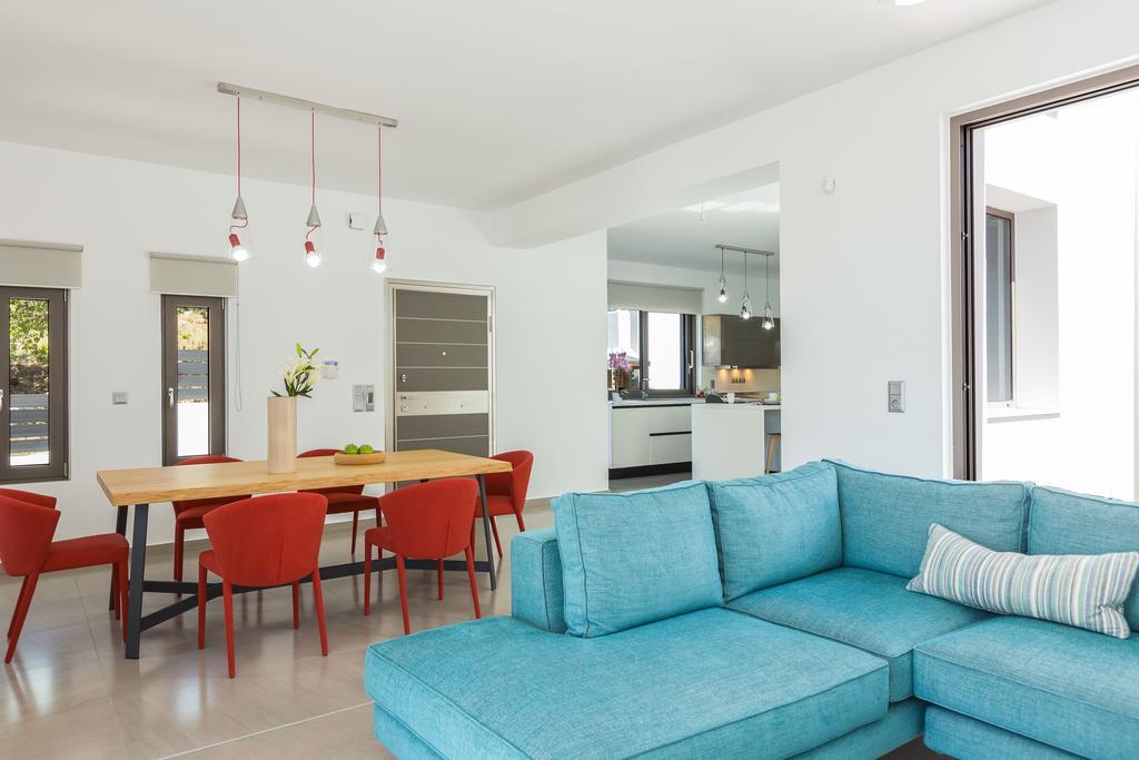 Villa Eolia Iconic Villa, Walking Distance To The Beach, By Thinkvilla Panormos (Crete)