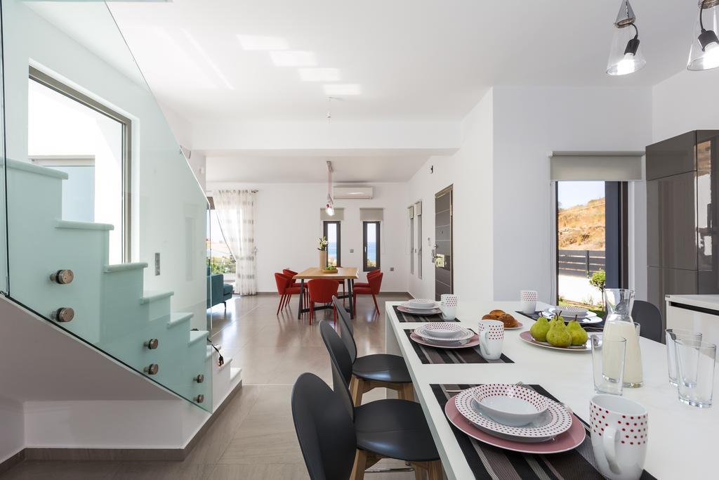 Villa Eolia Iconic Villa, Walking Distance To The Beach, By Thinkvilla Panormos (Crete)