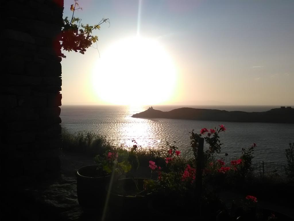Spitakia Apartment Vourkari
