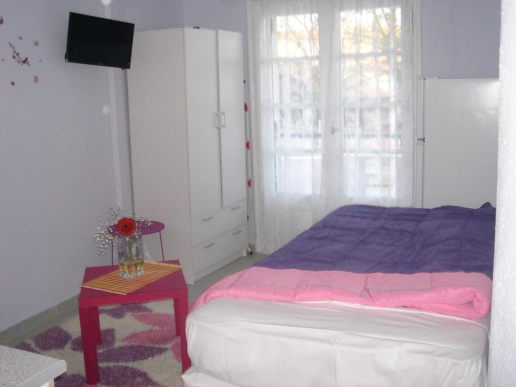 Ormos View Apartment *