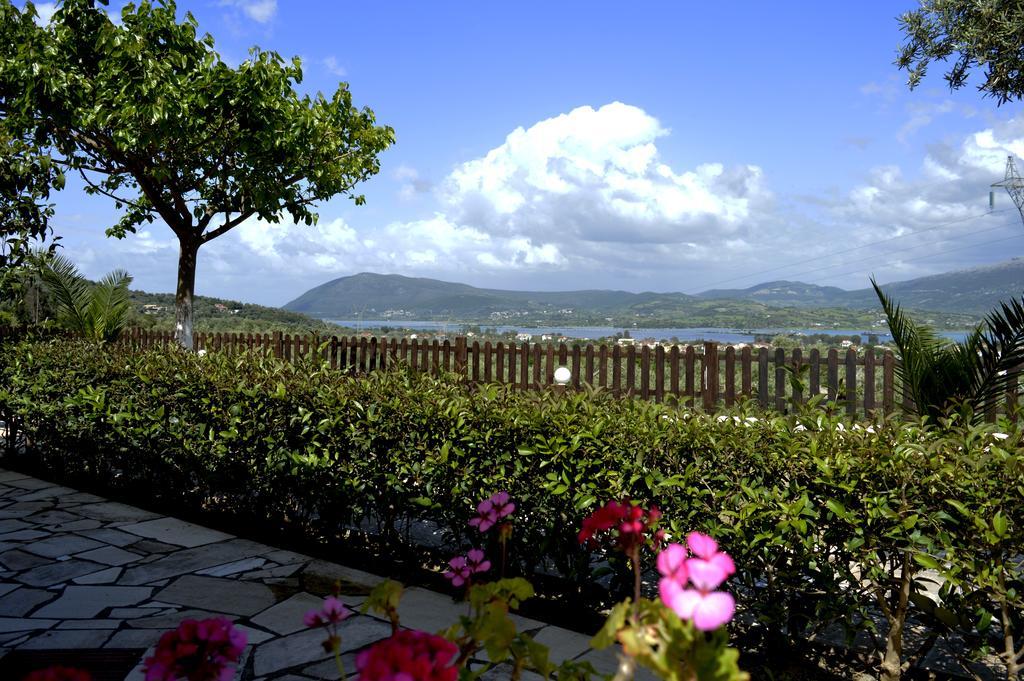 Athina Apartment Kariotai