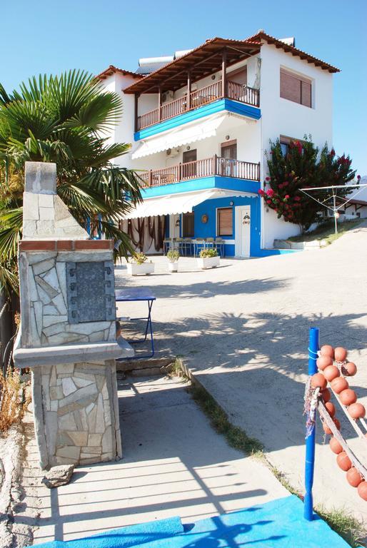 Demi Aparthotel
