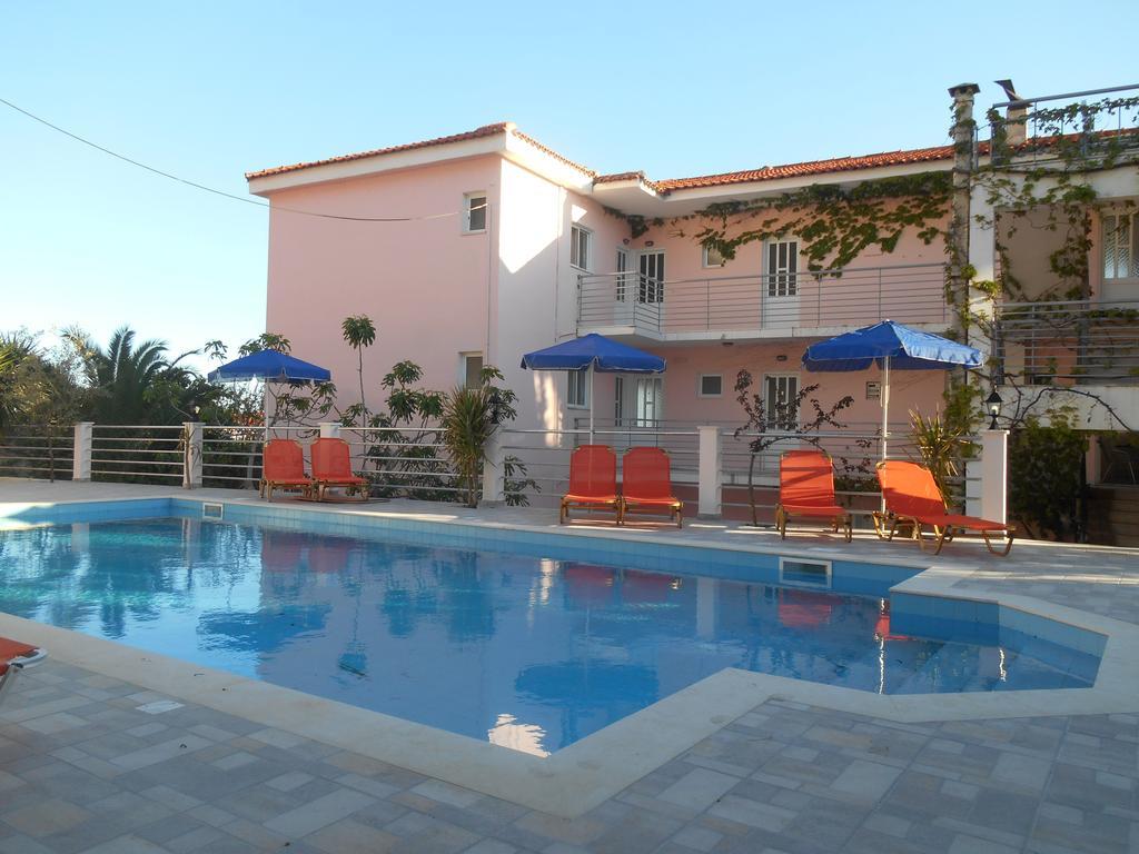 Apartment Odyseas *